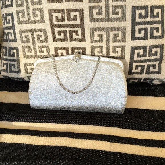 Silver bag! - Picture 1 of 4